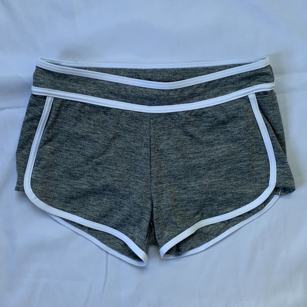 Athleta GiRL Heather Grey running shorts XL/14